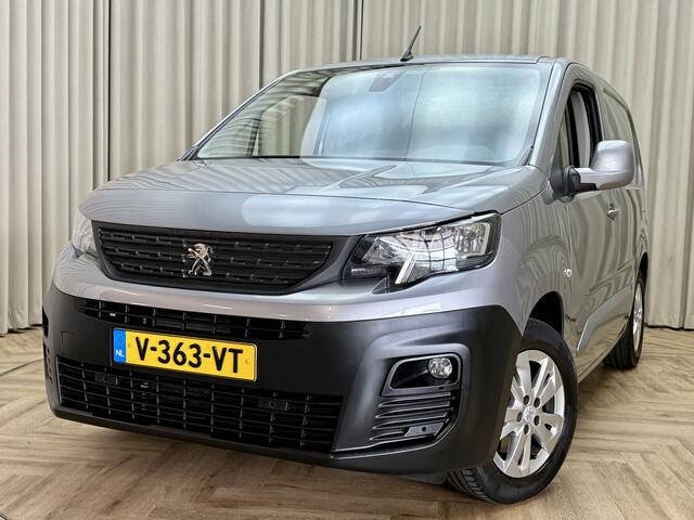Peugeot PARTNER 1.5 BlueHDI Premium *BTW* Carplay / Trekhaak / Storevan / Camera / Cruise / Navigatie / ECC / 16'' LMV / Org.NL!