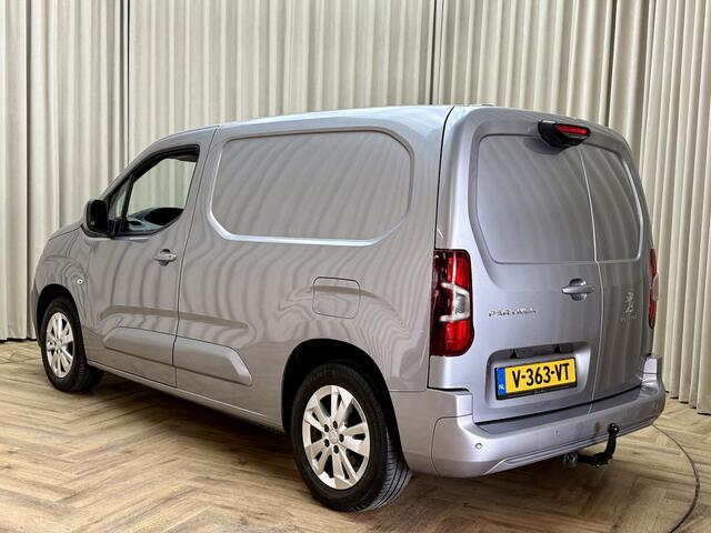 Peugeot PARTNER 1.5 BlueHDI Premium *BTW* Carplay / Trekhaak / Storevan / Camera / Cruise / Navigatie / ECC / 16'' LMV / Org.NL!