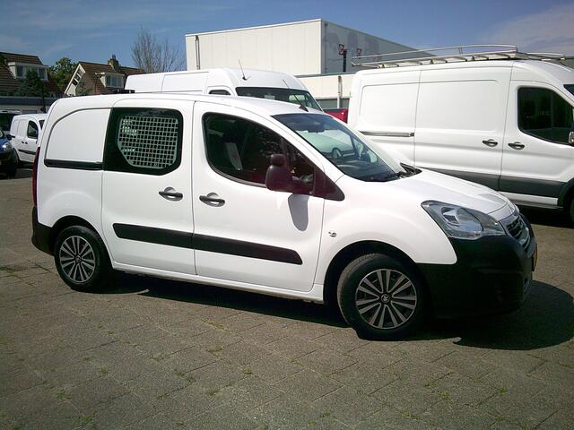Peugeot PARTNER 120 1.6 BlueHDi 100 L1 Premium VOORZIEN VAN AIRCO+CRUISE+OMVORMER !!