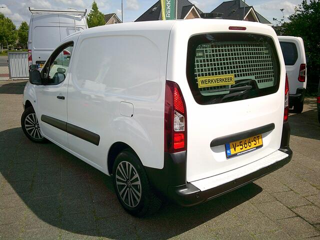 Peugeot PARTNER 120 1.6 BlueHDi 100 L1 Premium VOORZIEN VAN AIRCO+CRUISE+OMVORMER !!