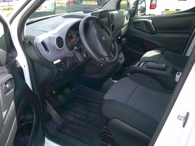 Peugeot PARTNER 120 1.6 BlueHDi 100 L1 Premium VOORZIEN VAN AIRCO+CRUISE+OMVORMER !!