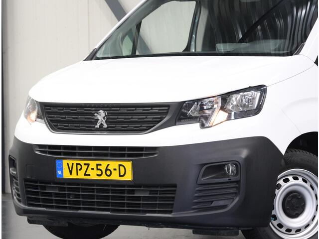 Peugeot PARTNER 1.5 100PK Premium | Airco | Parkeersensoren Achter | AppleCarPlay/AndroidAuto | Cruise Control | Betimmering | Parkeersensoren |