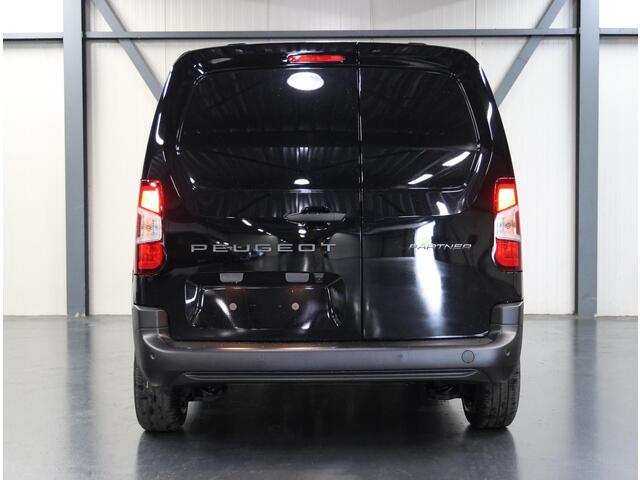 Peugeot PARTNER 1.5 BlueHDi 130PK EAT8 S&S L1 | Incl. 2.150,- Korting!| AUTOMAAT | AppleCarPlay/AndroidAuto | Camera | Cruise Control | Airco | Parkeersensoren | DAB Radio | Navigatie |