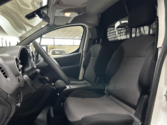 Peugeot PARTNER 122 1.6 BlueHDi 100 L1 Pro /Trekhaak! /Zij-schuifdeur /Apple Carplay! /Navi /Airco /Cruise /Elek. pakket /Bluetooth /AUX & USB /Regensensor /LED Dagrijverl. /PDC /Mistlampen.
