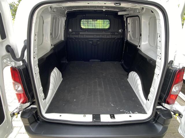 Peugeot PARTNER 1.5 BlueHDI Pro | Weinig kilometers | Nette staat | Airconditioning | Bluetooth | Cruise Control | Zijschuifdeur rechts