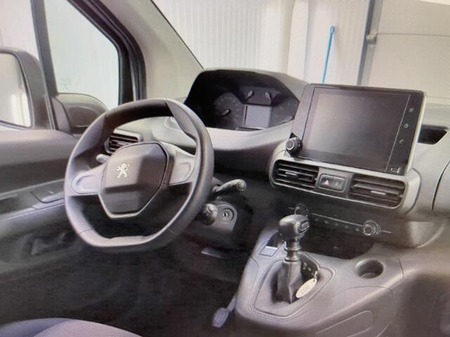 Peugeot PARTNER 1.2 PureTech Premium / benzine grijs kenteken / originele Nederlandse bus ! / vaste prijs rijklaar ¤ 13.450 ex btw / lease vanaf ¤ 227 / airco / euro 6