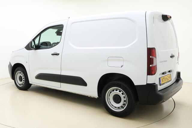 Peugeot PARTNER 1.5 BlueHDi 100 L1 100 PK | Cruise Control | Airco | Achteruitrijcamera | Apple Carplay | DAB Radio | Parkeersensoren Voor & Achter | Regensensor