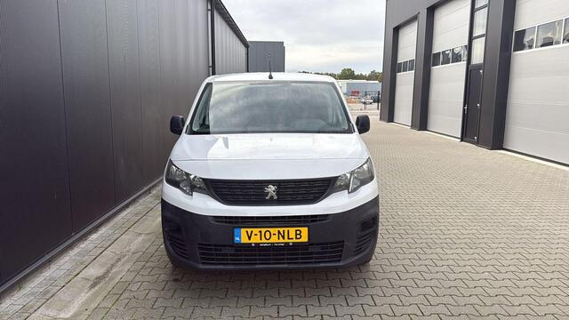Peugeot PARTNER 1.2 Airco 3 Persoons Benzine