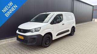 peugeot-partner-1.2-airco-3-persoon