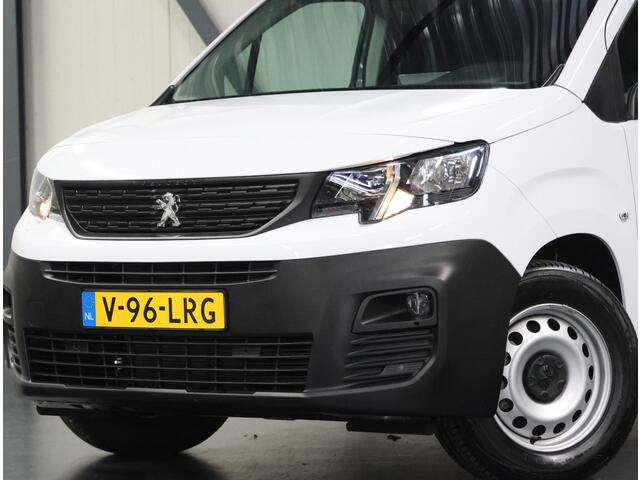Peugeot PARTNER e-Partner 136PK L1 50 kWh | NIEUW!! | AUTOMAAT | AppleCarPlay/AndroidAuto | Armsteun | Stoel/Stuurverwarming | Camera | Climate Control | Cruise Control | Parkeersensoren |