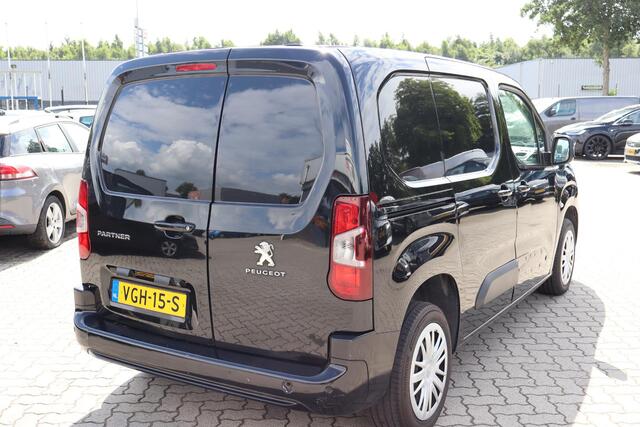 Peugeot PARTNER 1.5 BlueHDI Premium Automaat, Navigatie, Apple Carplay, Rechter zijdeur, 2 achterdeuren, Camera, Cruise control, Airco