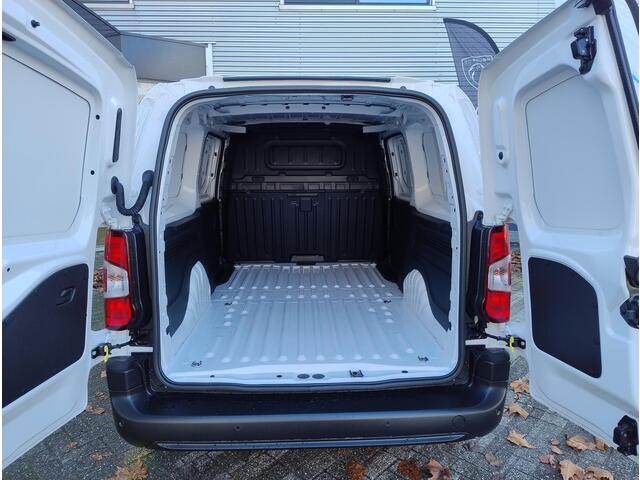 Peugeot PARTNER e-Partner L2 50 kWh 136pk | 8 jaar garantie | 0% financial lease | Apple Carplay | Android Auto | Multimedia | Achteruitrijcamera | Parkeersensoren achter | Digital cockpit | Stuurwielbediening | Bestuurdersstoel comfort | Armsteun | van ¤30.575 voor ¤26.