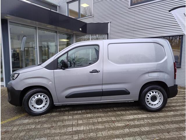 Peugeot PARTNER e-Partner L1 50 kWh 136pk | 8 jaar garantie | 0% financial lease | NAVI | Apple Carplay | Android Auto | Multimedia | Achteruitrijcamera | Parkeersensoren voor en achter | Dode hoek detectie | Digital cockpit | Stuurwielbediening | Bestuurdersstoel comfor
