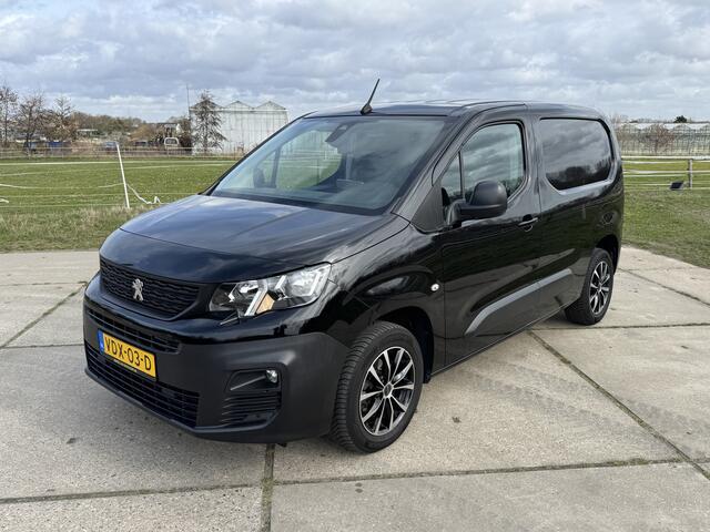 Peugeot PARTNER 1.5 BlueHDI 131PK automaat airco 3 zits