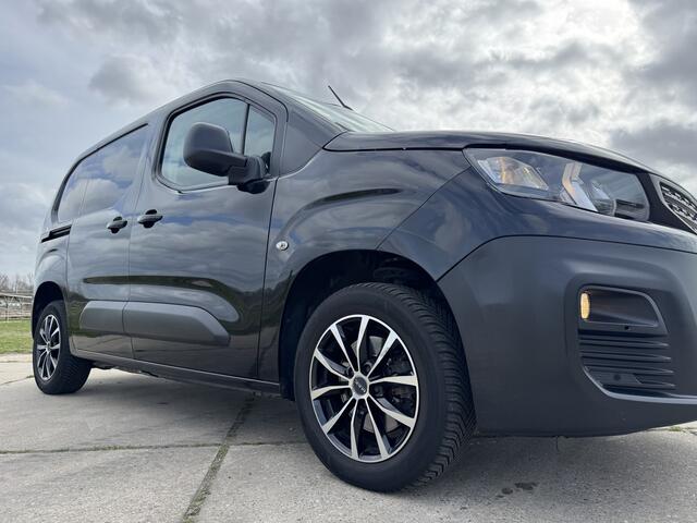 Peugeot PARTNER 1.5 BlueHDI 131PK automaat airco 3 zits