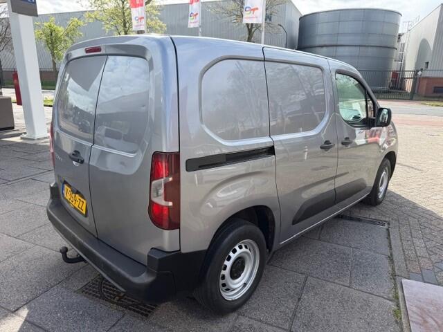 Peugeot PARTNER 1.6 BlueHDI Pro AIRCO I TREKHAAK I LAGE KILOMETERS I RONDOM KLEINE DEUKJES/KRASJES