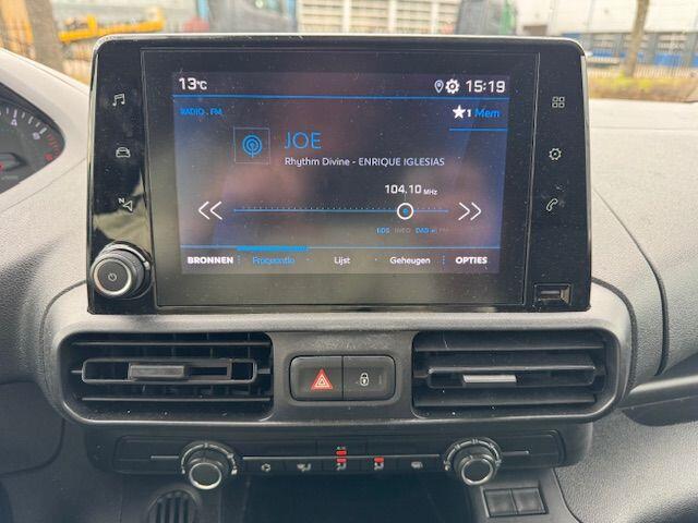 Peugeot PARTNER 1.5 BlueHDi 100 L2 3zits Airco,Cruisecontrol VOORSCHADE