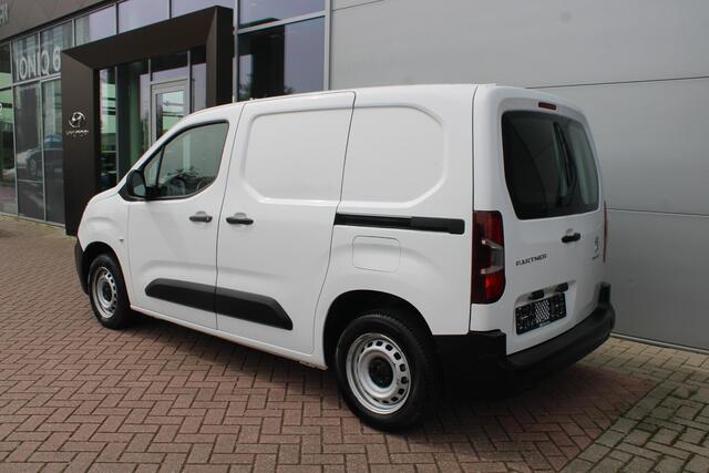 Peugeot PARTNER 1.2 PureTech 110pk Premium Benzine 3-zits BPM-vrij Airco 2X zijdeur 52.898km Zeer mooi