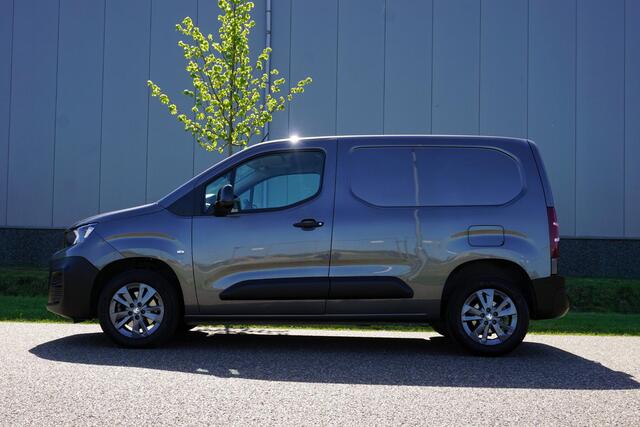 Peugeot PARTNER 1.5 BlueHDi 130 EAT8 S&S L1 in Topstaat |1e eigenaar |BPM vrij |AUTOMAAT |Metallic |Camera |Cruise |Carplay |Android auto |Airco |EURO6D |Parkeersensoren