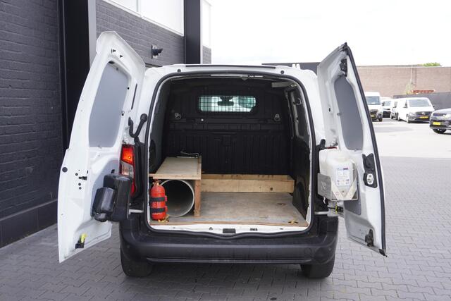 Peugeot PARTNER 1.5 BlueHDI 130PK EURO 6 - Airco - Cruise - PDC - ¤ 10.900,- Excl.