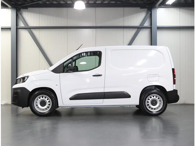 Peugeot PARTNER e-Partner Asphalt 50 kWh 136PK | NIEUW!! | AUTOMAAT | Armsteun | Airco | Cruise Control | Parkeersensoren | Centrale Deurvergrendeling Met Afstandsbediening | Schuifdeur |