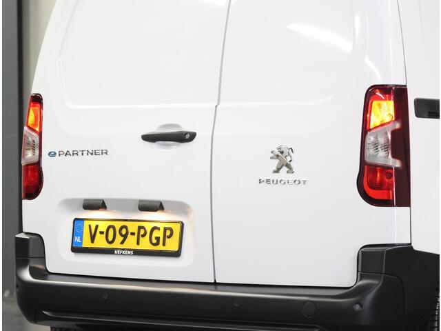 Peugeot PARTNER e-Partner Asphalt 50 kWh 136PK | NIEUW!! | AUTOMAAT | Armsteun | Airco | Cruise Control | Parkeersensoren | Centrale Deurvergrendeling Met Afstandsbediening | Schuifdeur |