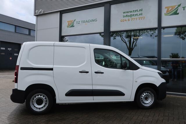 Peugeot PARTNER 1.2 PureTech Premium 3-zitter