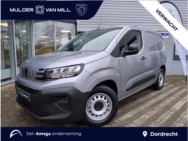Peugeot PARTNER e-Partner L1 50 kWh 136pk | 8 jaar garantie | 0% financial lease | 2-zits | Houten afwerking laadruimte | Multimedia | Draadloze Apple Carplay en Android Auto | Achteruitrijcamera | Parkeersensoren achter | Digital cockpit | Stuurwielbediening | Bestuurde