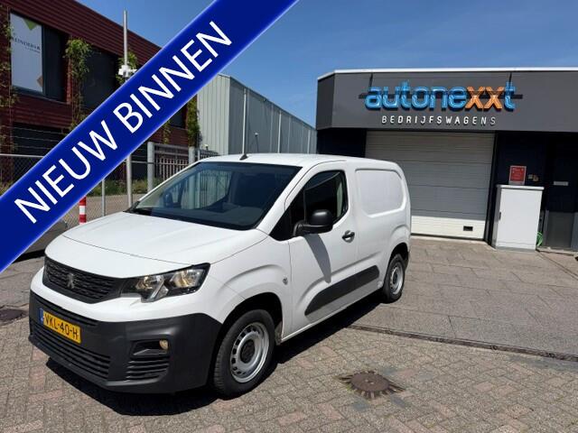 Peugeot PARTNER 1.2 PureTech Premium AIRCO I NAVI I PDC I MULTIMEDIA I 1e EIGENAAR I COMPLETE ONDERHOUDSHISTORIE