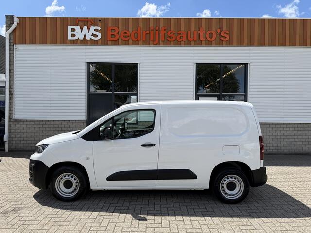 Peugeot PARTNER 1.2 PureTech Premium / vaste prijs rijklaar ¤ 11.750 ex btw / lease vanaf ¤ 198 / airco / cruise control / benzine grijs kenteken / pdc achter / raam in de schuifdeur