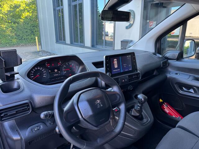 Peugeot PARTNER L2 Lang 1.5 BlueHdi 102PK 3-pers, Navi, 2x Schuifdeur, Cruisecntrl, PDC, NIEUWSTAAT!
