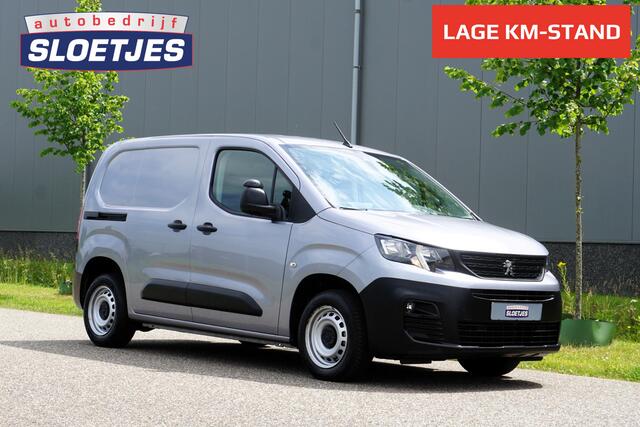 Peugeot PARTNER 1.5 BlueHDi 100 L1 in Topstaat ||MARGE geen BTW |1e eigenaar |Metallic |Cruise |Navigatie |Carplay |Android Auto |EURO6D |100 pk |Betimmering