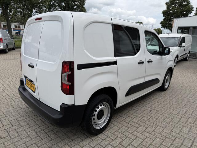 Peugeot PARTNER 1.2 PureTech Premium / benzine grijs kenteken / euro 6 / vaste prijs rijklaar ¤ 11.750 ex btw / lease vanaf ¤ 198 / airco / cruise / navi / raam in de schuifdeur / Apple Carplay Android auto