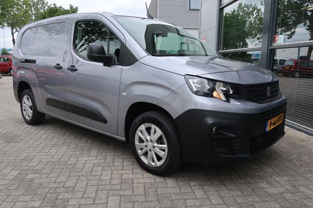 Peugeot PARTNER 1.2 P.T. Premium Lange uitvoering met benzinemotor (marge)