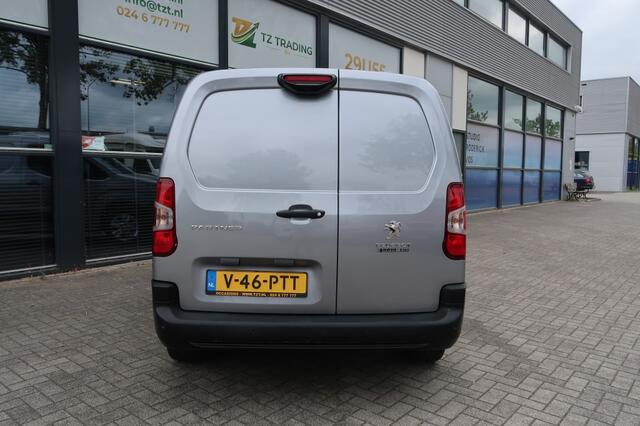 Peugeot PARTNER 1.2 P.T. Premium Lange uitvoering met benzinemotor (marge)