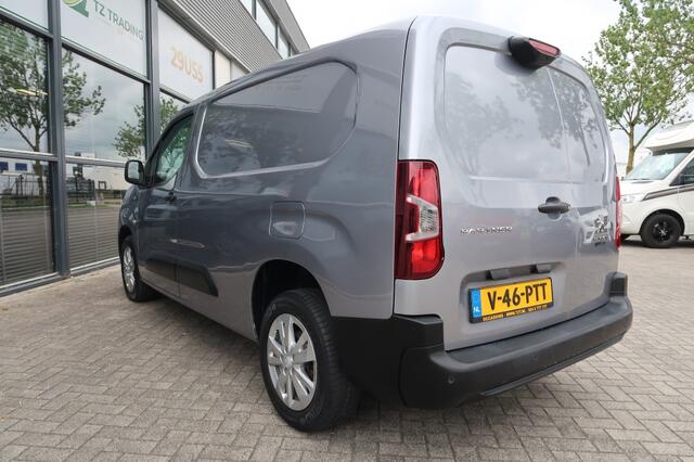 Peugeot PARTNER 1.2 P.T. Premium Lange uitvoering met benzinemotor (marge)
