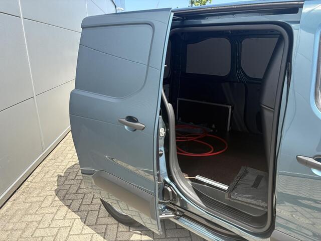 Peugeot PARTNER e-Partner 136 L1 Pro Skill 50 kWh | Camera | Houten vloer + zijwanden | Stoelverwarming | on board lader