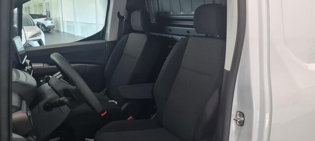 Peugeot PARTNER e-Partner 136 L2 50 kWh | Climate Control | Stoelverwarming | Navigatie | Apple Carplay / Android Auto | 360 Camera | Parkeersensoren Rondom