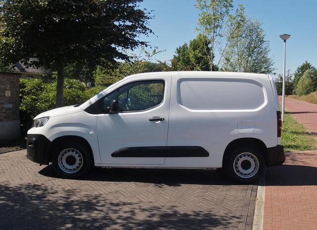 Peugeot PARTNER 1.2 PureTech Premium | Apple Carplay | Parkeersensoren | Cruise Control