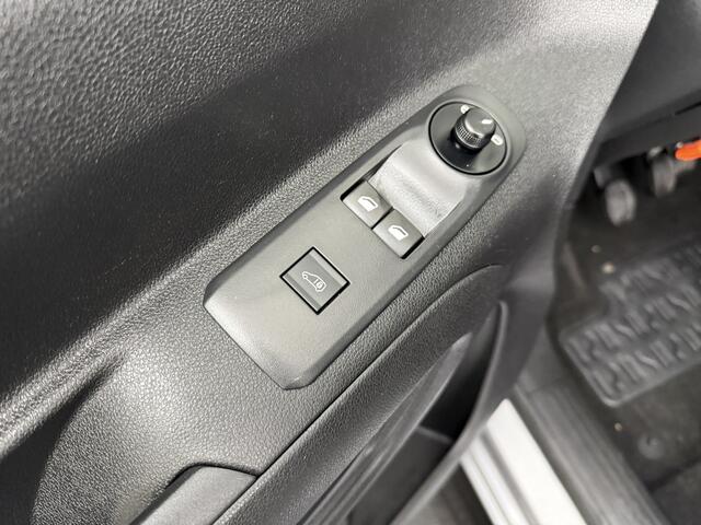 Peugeot PARTNER 1.6BlueHDI 100PK Asphalt | Navigatie | Airco | Cruise | Betimmering