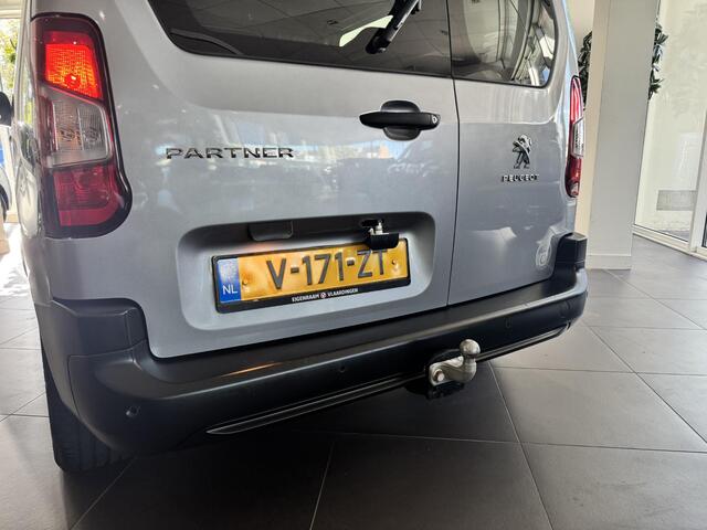 Peugeot PARTNER 1.5 BlueHDI Premium | Automaat | Navigatie | Parkeersensoren | Trekhaak