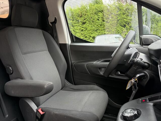 Peugeot PARTNER 1.2PT 130pk Aut. Premium Long, (marge auto) Trekhaak | Camera | Navi & CarPlay