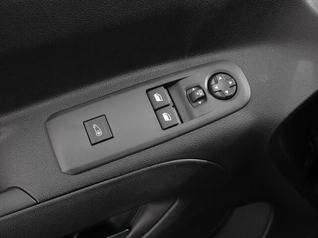 Peugeot PARTNER 1.5 BlueHDi 130PK L1 Navigatie Apple Carplay / Android Auto DAB trekhaak Cruise Control Airco Houten bekleding laadruimte