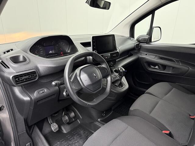 Peugeot PARTNER 1.5HDi | 3-Persoons | Navigatie | Multimedia | Airco | Cruise