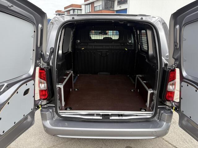 Peugeot PARTNER GB L1 1.5 BlueHDi 100pk S&S | 3-ZITS | CAMERA | NAVI | BPM-VRIJ | DODEHOEKBEW. | HOUTEN VLOER | MISTLAMPEN | APPLE CARPLAY / ANDROID AUTO | DAB+ |