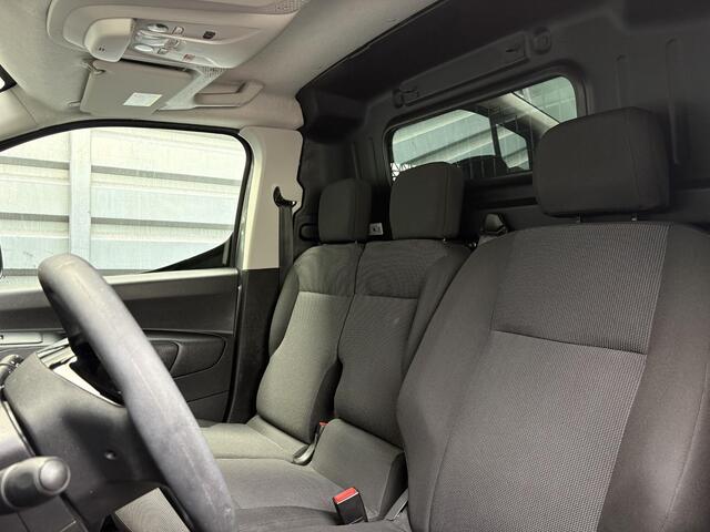 Peugeot PARTNER GB L1 1.5 BlueHDi 100pk S&S | 3-ZITS | CAMERA | NAVI | BPM-VRIJ | DODEHOEKBEW. | HOUTEN VLOER | MISTLAMPEN | APPLE CARPLAY / ANDROID AUTO | DAB+ |
