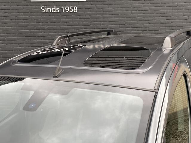 Peugeot PARTNER TEPEE 1.2 PureTech Allure 110 pk | navigatie | panoramadak | trekhaak | camera | 5 persoons | 2 schuifdeuren