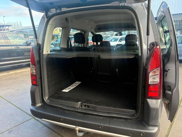 Peugeot PARTNER TEPEE 1.2 PureTech Active Distributieriem is vervangen! PDC voor en achter, Camera, Clima, Navi