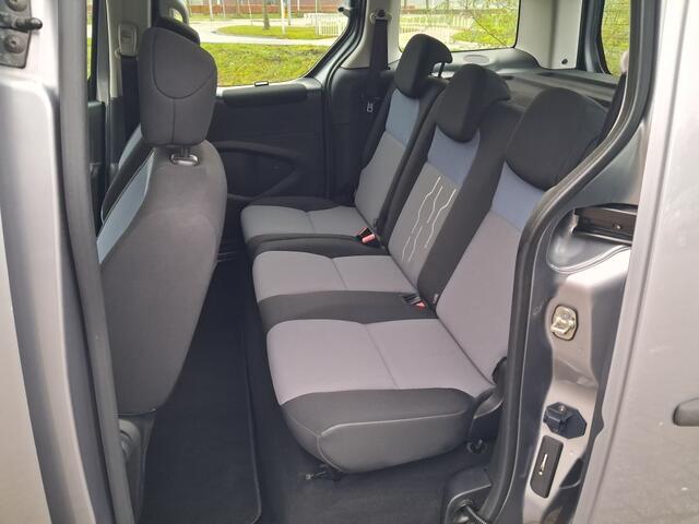 Peugeot PARTNER TEPEE 1.6 VTi Access