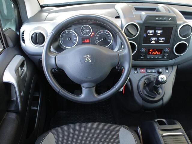 Peugeot PARTNER TEPEE 1.2 PureTech Allure | Clima | Camera | Cruise | Trekhaak